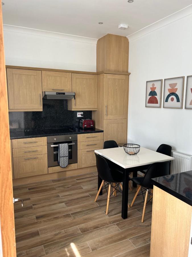 1L Albert Place Maddiston Road Brightons Falkirk Fk2 0Jx Polmont Екстериор снимка