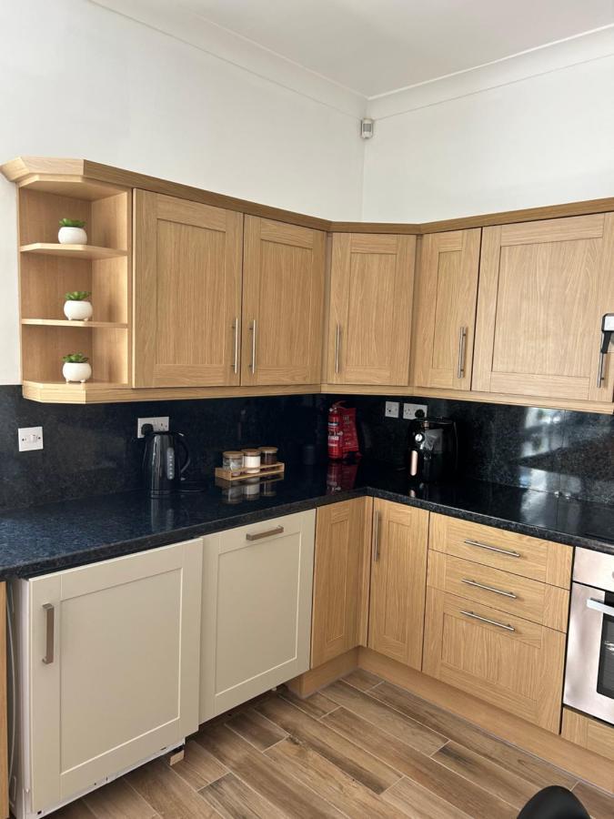1L Albert Place Maddiston Road Brightons Falkirk Fk2 0Jx Polmont Екстериор снимка
